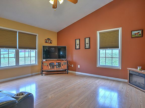 2nd image of 61 Mulberry Bnd