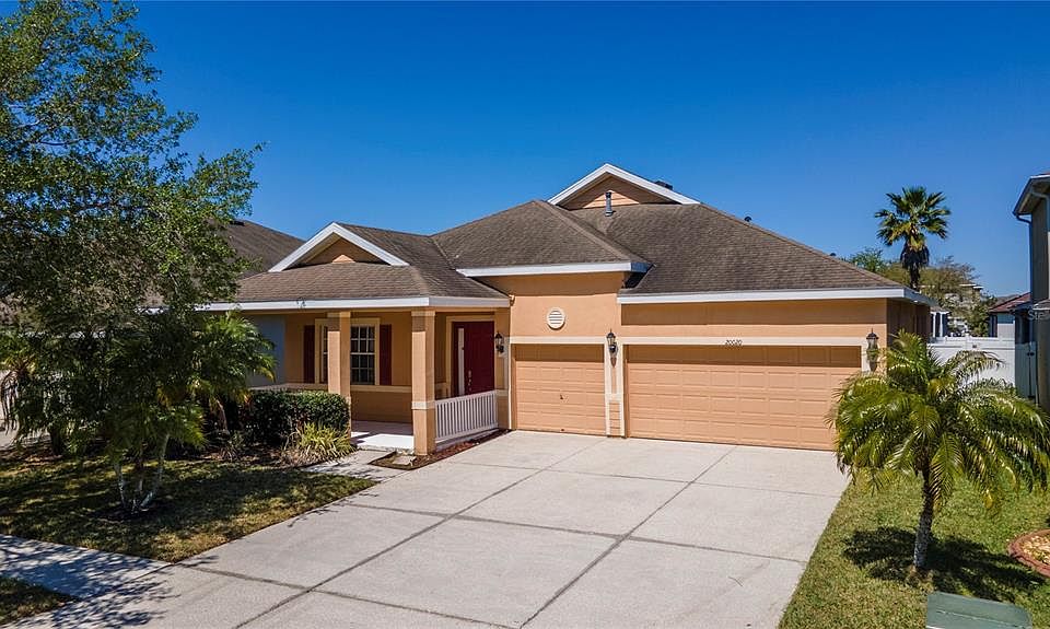 1st image of 20020 OAKFLOWER AVENUE