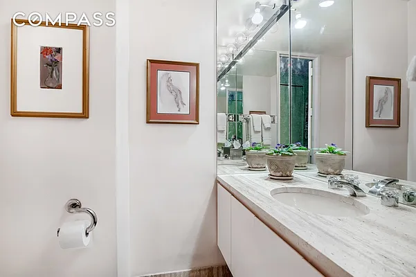 Sold by Compass | media 18