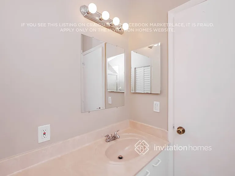 1544 NW 158th Ave — Photo 11
