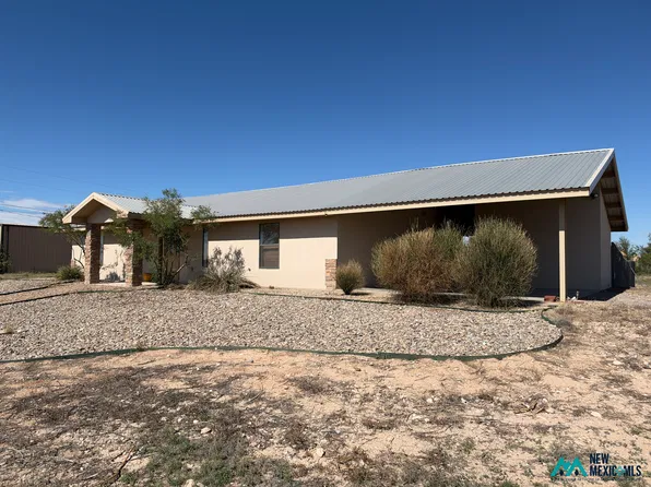 4905 W Pine Lodge Rd, Roswell, NM 88201