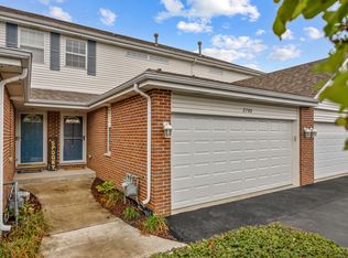 2740 Foxwood Dr #2740, New Lenox, IL 60451