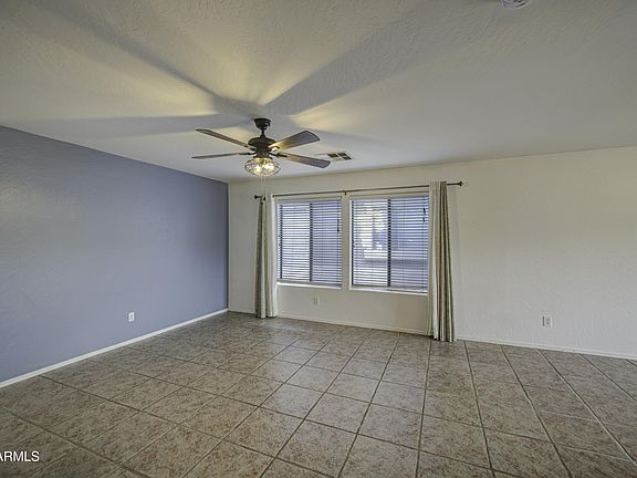 4th image of 125 N 22ND Place #11