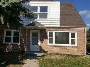 1534 W Cornelia Ave, Waukegan, IL 60085