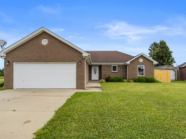 4623 Ashwood Dr, Seymour, IN 47274