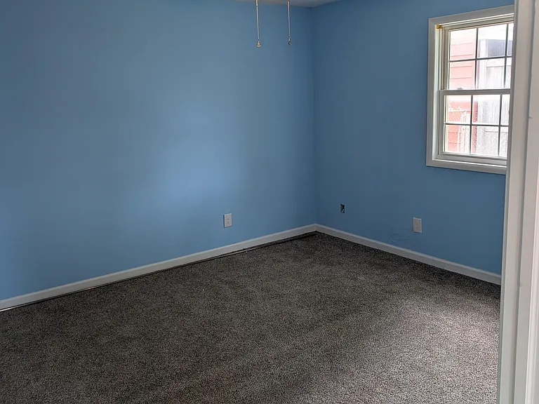3221 S Millwood Ave — Photo 13