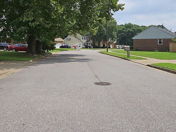 5th image of 5224 Gale Dr