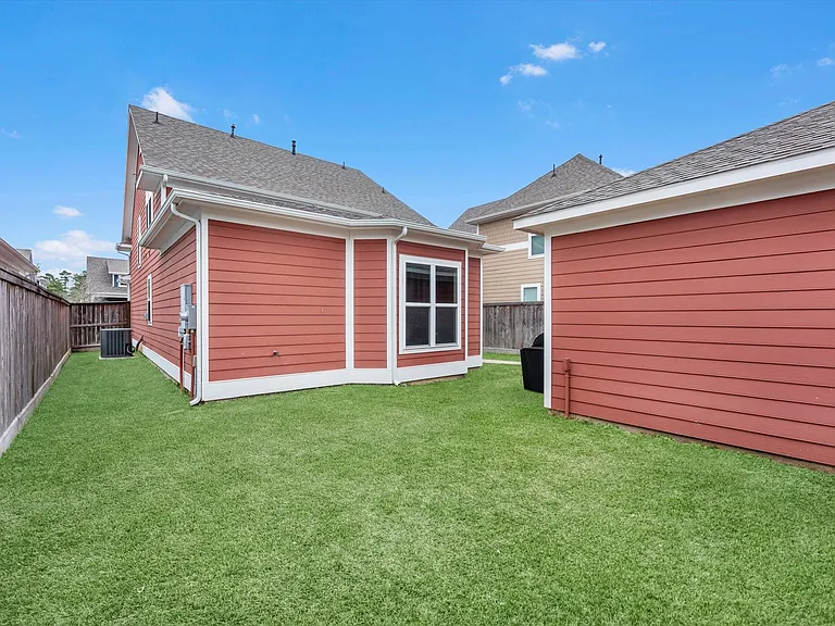 55 Red Harper Dr — Photo 26