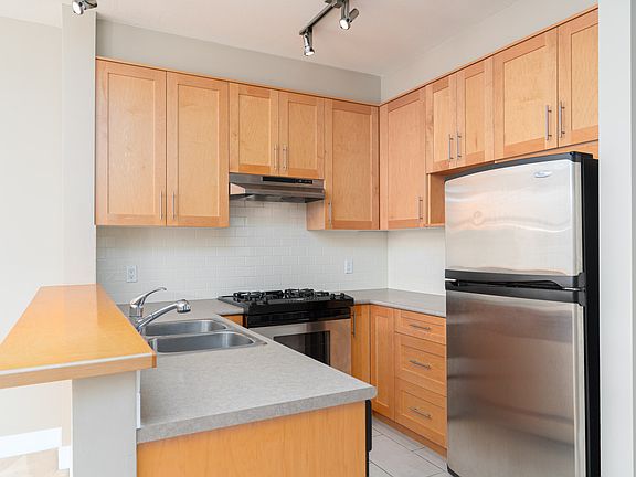 3rd image of 2083 W 33rd Ave #408