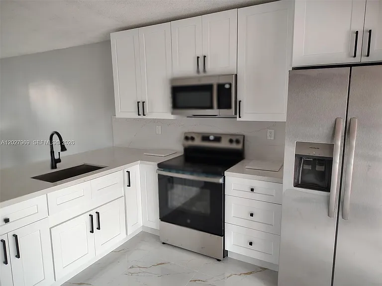 2250 W 74th Pl #8C — Photo 7