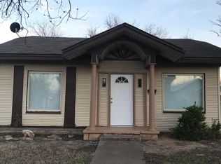 1608 Avenue E, Brownwood, TX 76801