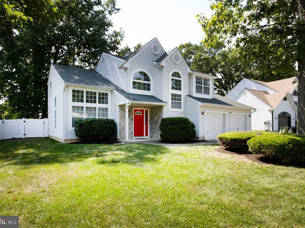 20 Randolph Ln, Sicklerville, NJ 08081