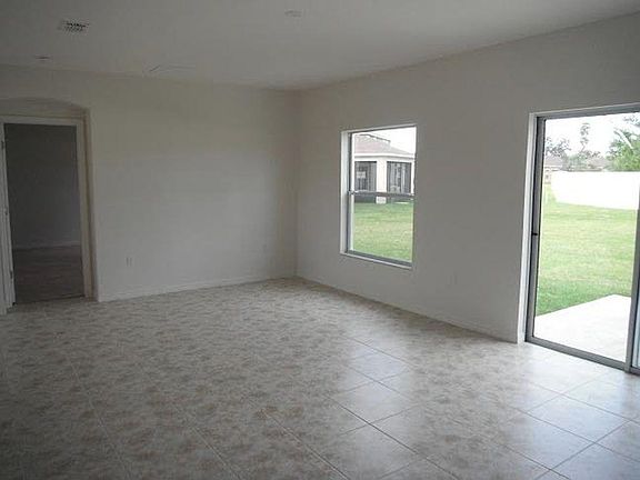 4th image of 3505 Oasis Ct