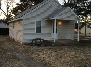 501 S High St, Newton, KS 67114