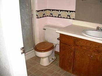 2nd image of 8112 Speilberg Way