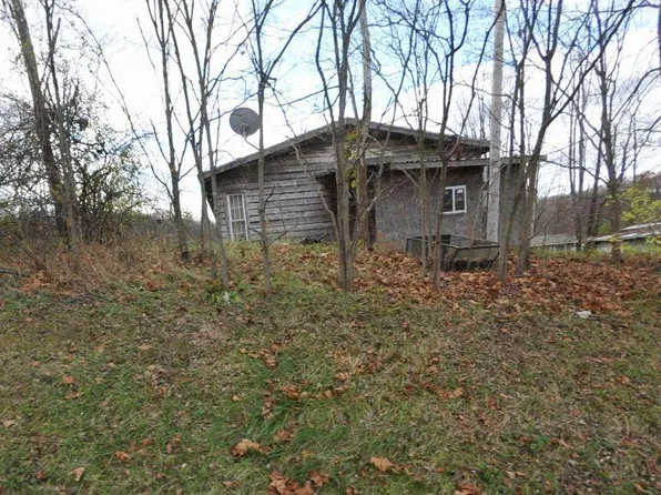 17076 McKee Hill Rd, Frazeysburg, OH 43822