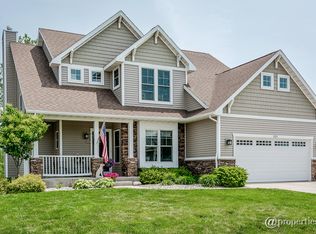 521 Dunewood, Saint Joseph, MI 49085
