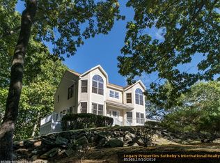 394 Mitchell Rd, Cape Elizabeth, ME 04107