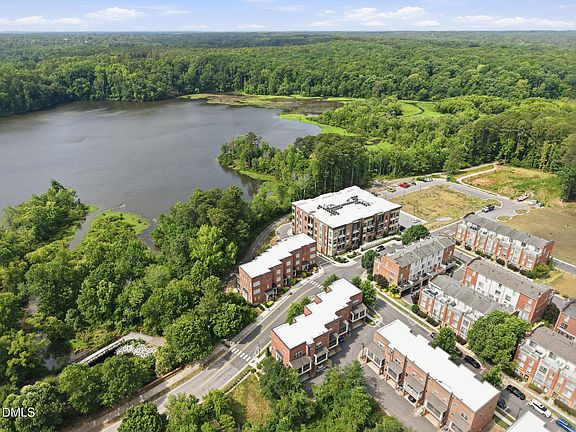 3rd image of 2430 Campus Shore Dr Unit 104