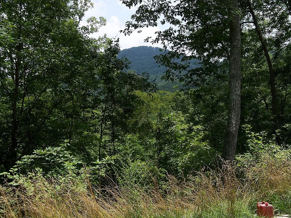 2nd image of 39 Destiny Farms Dr