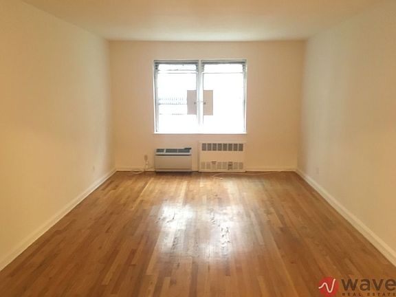 3rd image of 333 E 54th St APT 5K