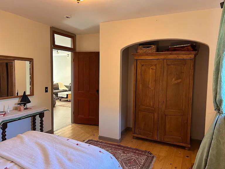 Guest Bedroom #2