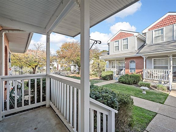 4th image of 3124 Park Hampton Ct