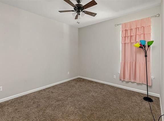 4th image of 2245 N Lake Michele Cir