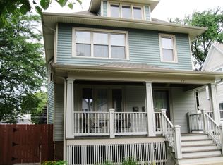 521 Circle Ave #2, Forest Park, IL 60130