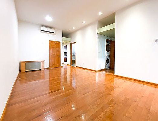 5th image of 127 Malcolm X Blvd #4