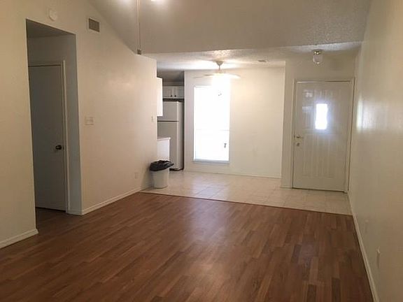 4th image of 102 S Kanaio Dr APT B