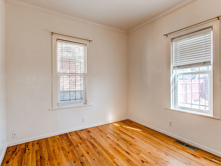 3206 N Madison St — Photo 14