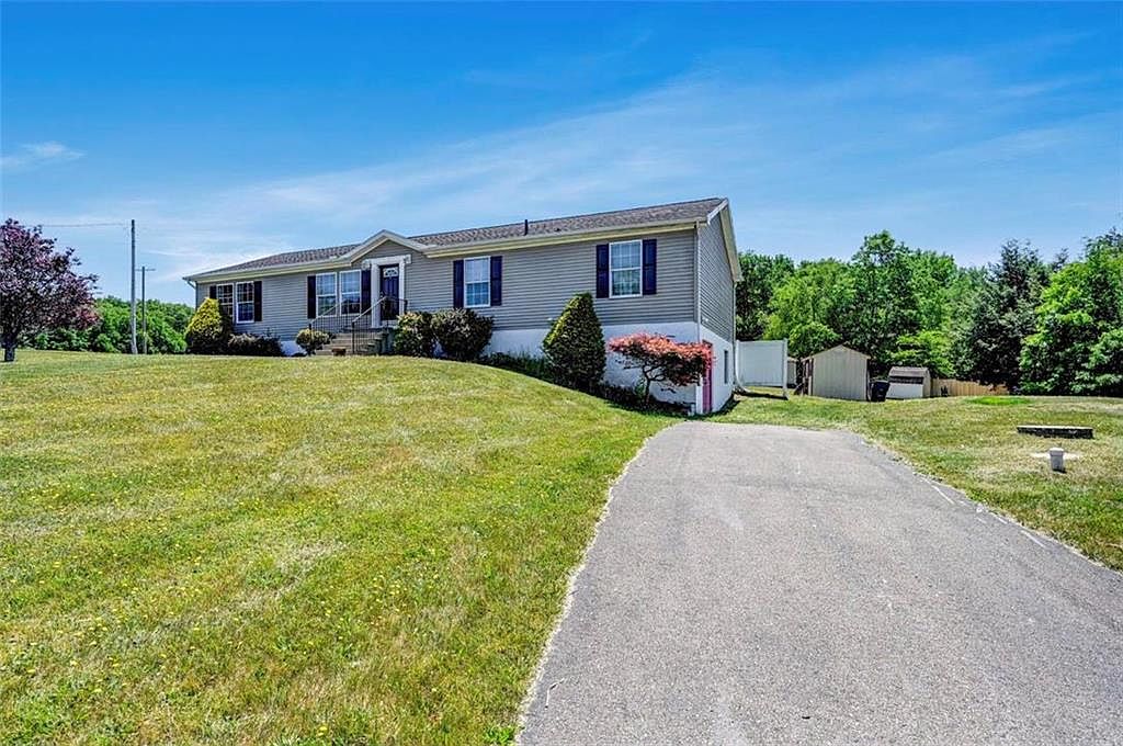 105 Daisy Ln, Kunkletown, PA 18058 Zillow