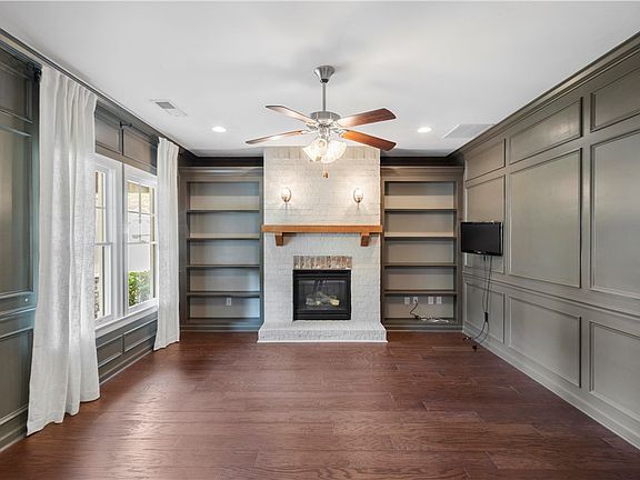 5th image of 2499 Mimms Ln