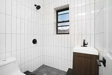 Rented by Nolita Group