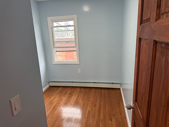 5th image of 303 Preakness Ave Floor 2