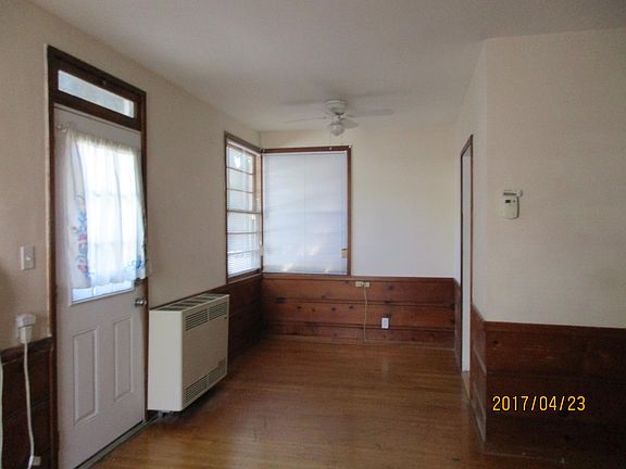 3rd image of 1938 Lake Ave