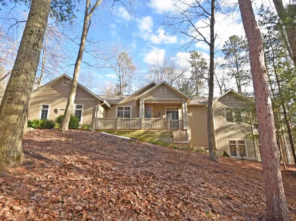 1 Brook Hl, Glen Arbor, MI 49636