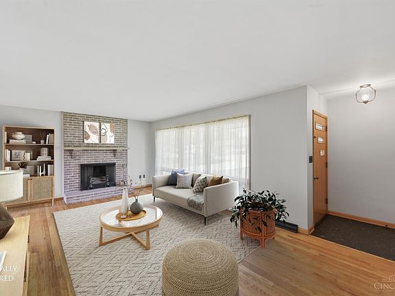 3rd image of 108 Batsey Dr