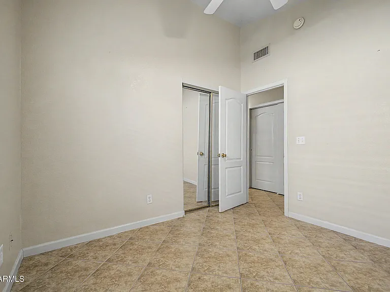 1913 E Marquette Dr — Photo 17