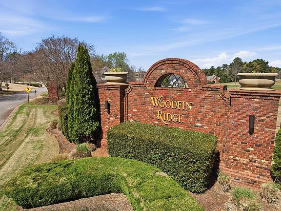 2nd image of 515 Willbrook Ct