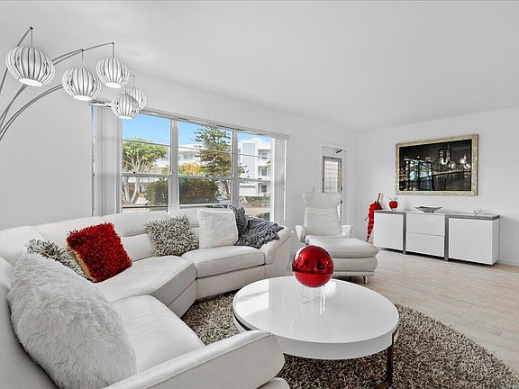 3rd image of 104 Wellington B
