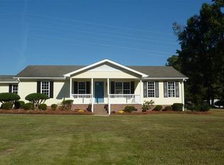 325 Corey Dr, Inman, SC 29349