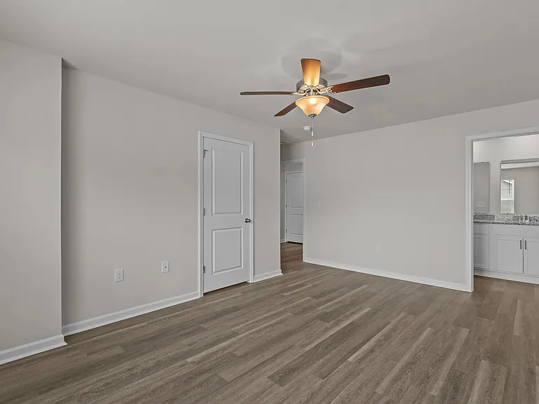 547 Gemstone Blvd — Photo 8