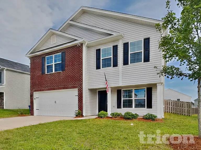 6858 Keeneland Dr — Photo 2