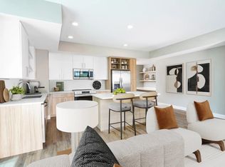Modera McGavock, Nashville, TN 37203