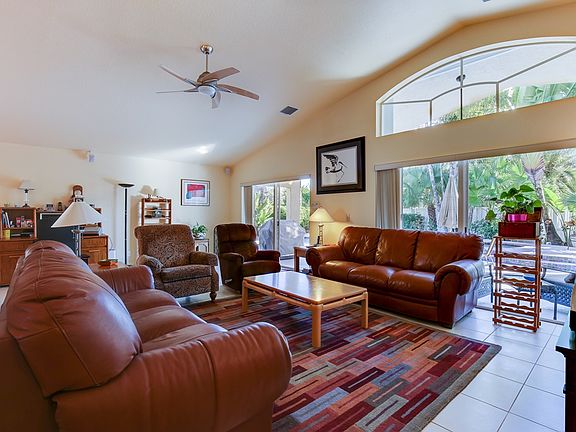 5th image of 2245 NW 142nd Way
