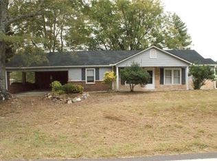 5293 Heardsville Rd, Cumming, GA 30028