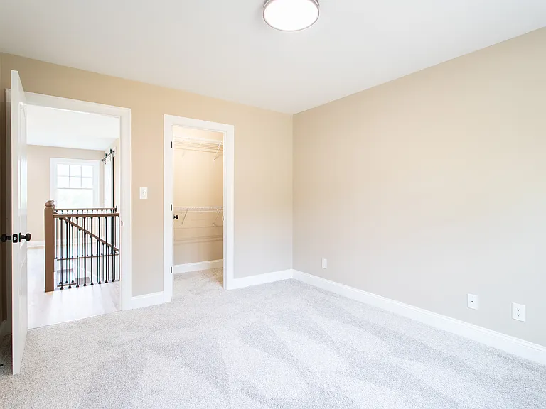 79 Thornblade Way — Photo 57