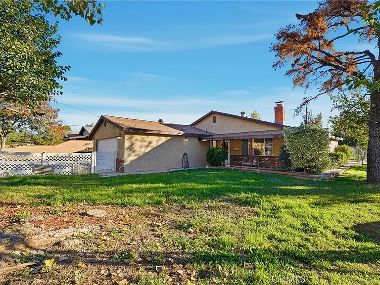 6255 Mitchell Ave — Photo 33